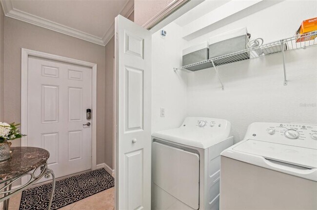 Building Photo - 5528 Palmer Cir