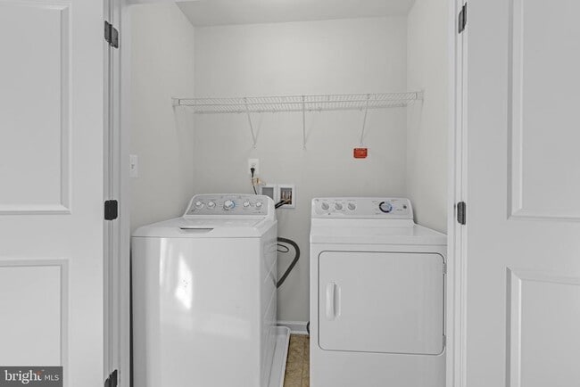 Building Photo - 22550 Cambridgeport Square