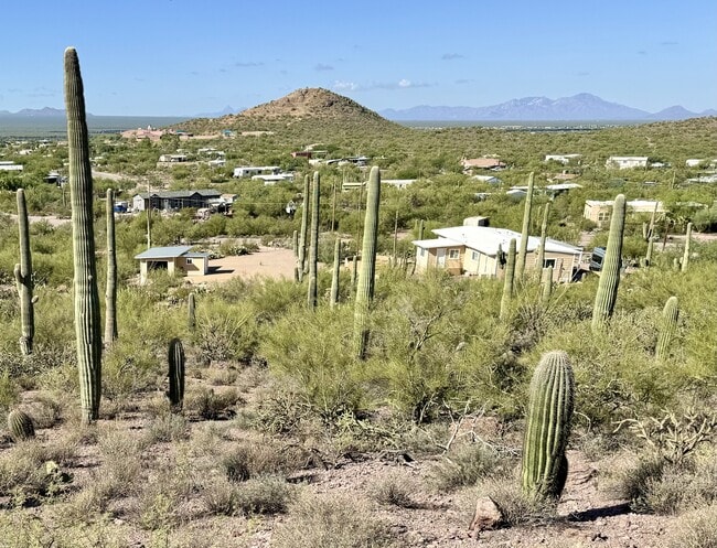 Building Photo - 5725 S Marshall Pl