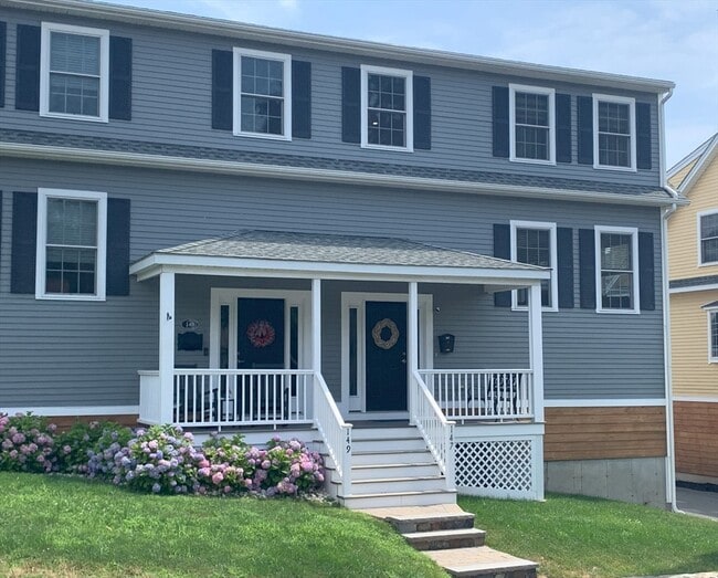 Primary Photo - 147 Green St