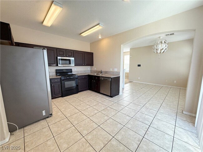 Building Photo - 5057 Midnight Oil Dr