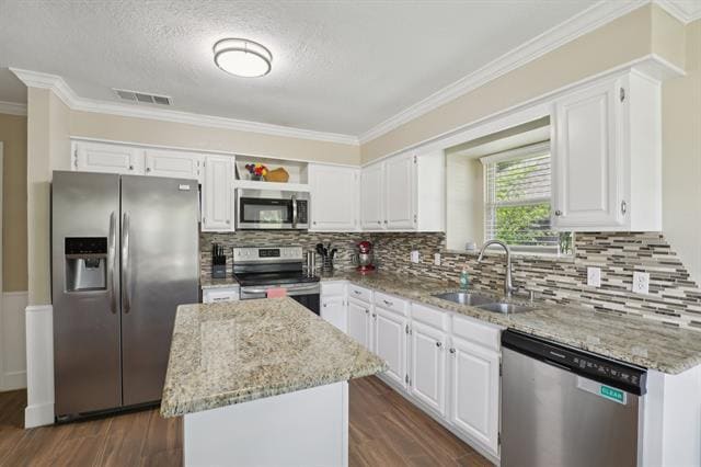 Building Photo - 9 Chimney Rock Dr