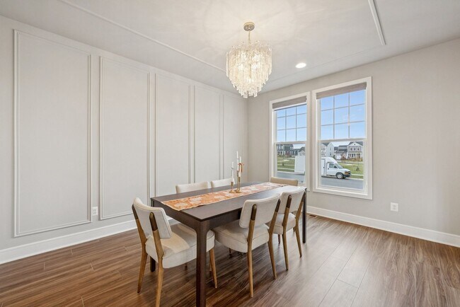 Building Photo - 101 Milvian Wy SE