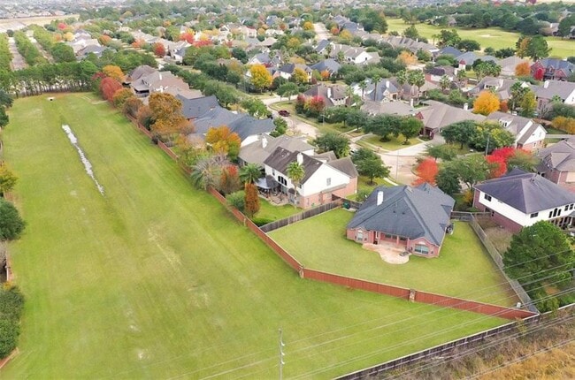 Building Photo - 1107 Wealden Forest Dr