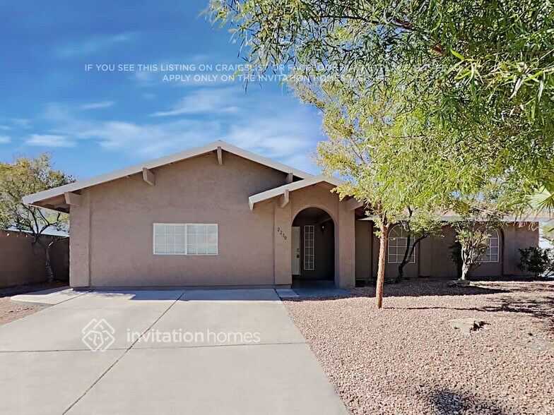 Primary Photo - 2250 Horse Creek Cir