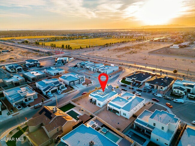 Building Photo - 2300 Tierra Zaria
