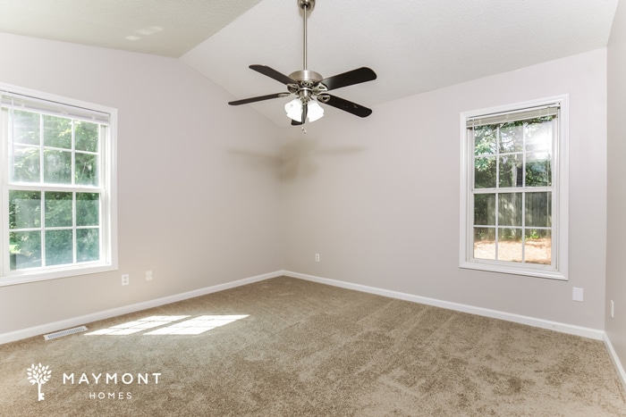 Building Photo - 1215 Liriope Ln