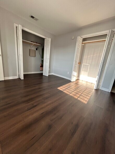 Building Photo - 109 Prescott Place