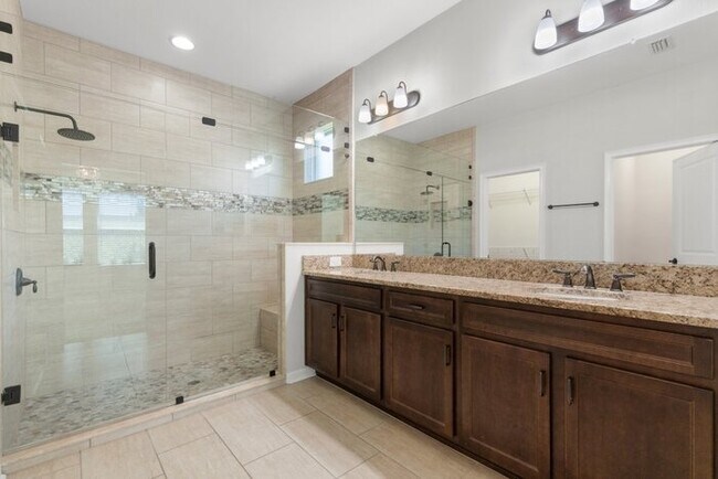 Building Photo - BEAUTIFUL Home for Rent in Estancia with T...