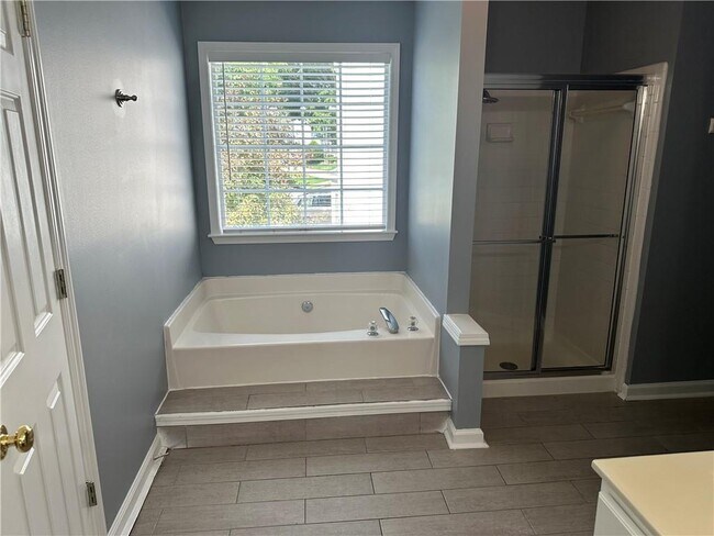 Building Photo - 4306 Shillham Ct