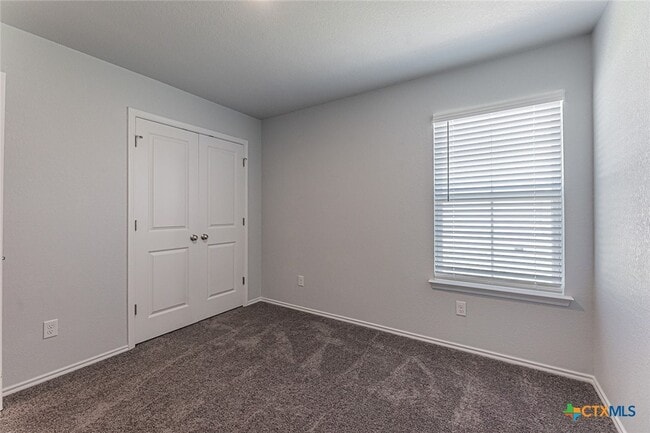 Building Photo - 1226 LEXINGTON Dr