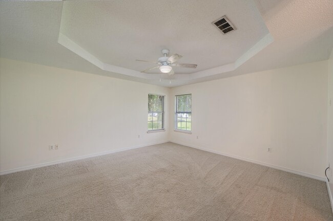 Building Photo - 437 S Shore Dr