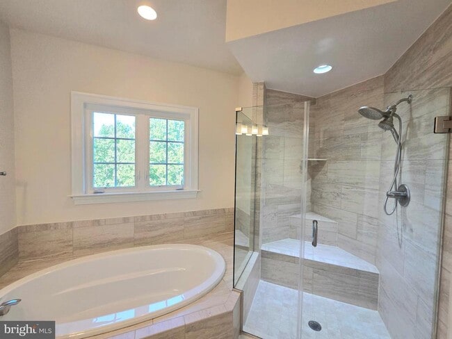 Building Photo - 5415 Stream Bank Ln