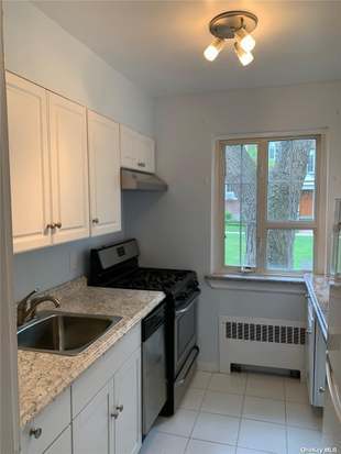 Building Photo - 22 Nathan Hale Dr