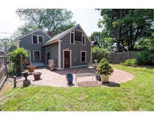 Building Photo - 87 High St