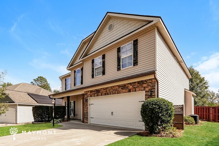 Building Photo - 484 Sebastian Dr