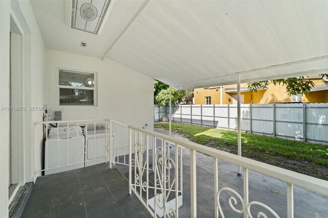 Building Photo - 255 Beacom Blvd