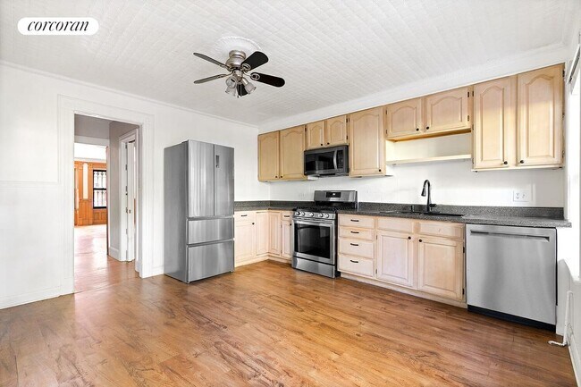 291 Park Pl 291 Park Pl Brooklyn - 291 Park Pl Brooklyn Ny Building Photo 