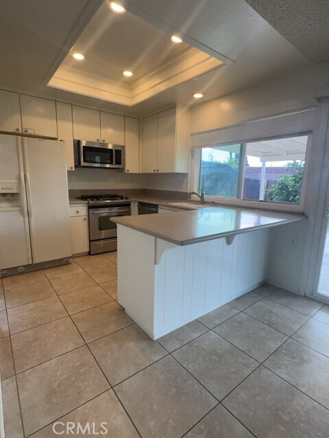 Building Photo - 270 W Campus View Dr