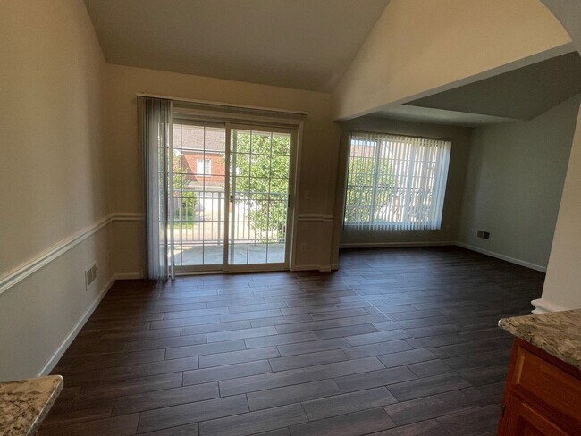 Building Photo - 8170 W Annsbury Cir