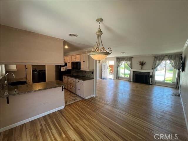 Building Photo - 4811 Cathy Ave