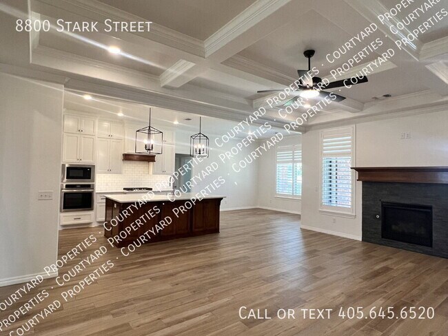 Building Photo - 8800 Stark St