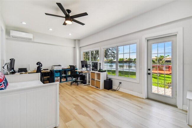 Building Photo - 18026 Java Isle Dr