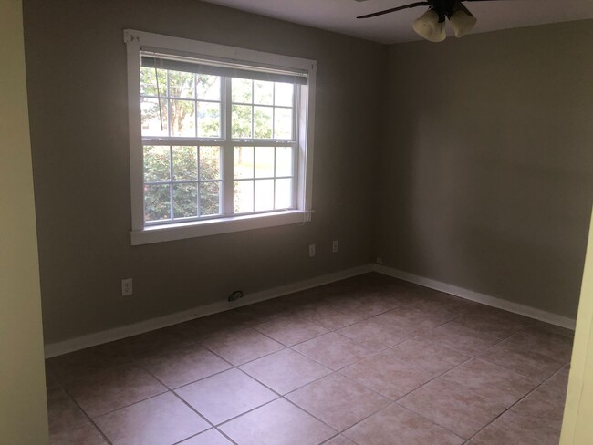 Building Photo - 2BD/2BA FOR RENT