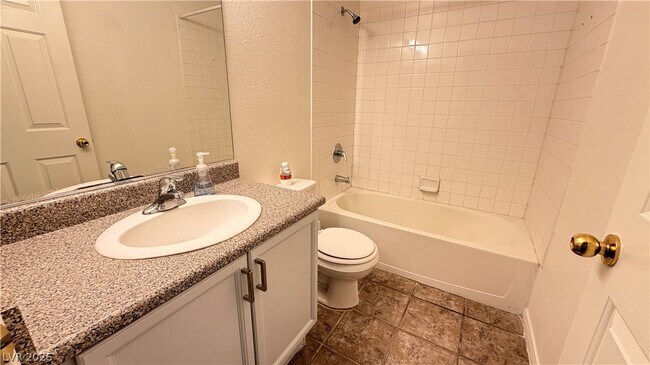 Building Photo - 6263 Dalbergia Ave