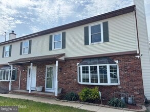 Building Photo - 148B Bayshore Dr
