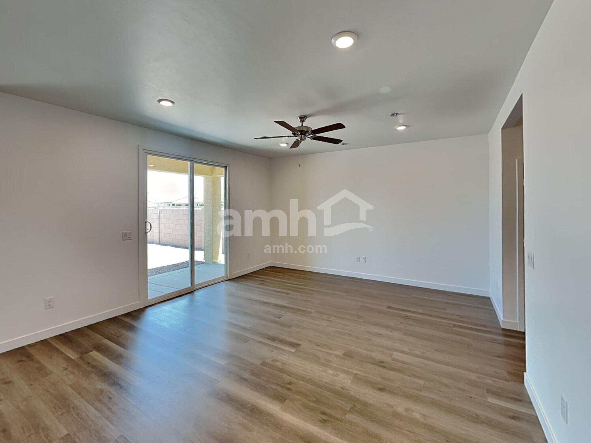 Building Photo - 6509 E Paseo Alga