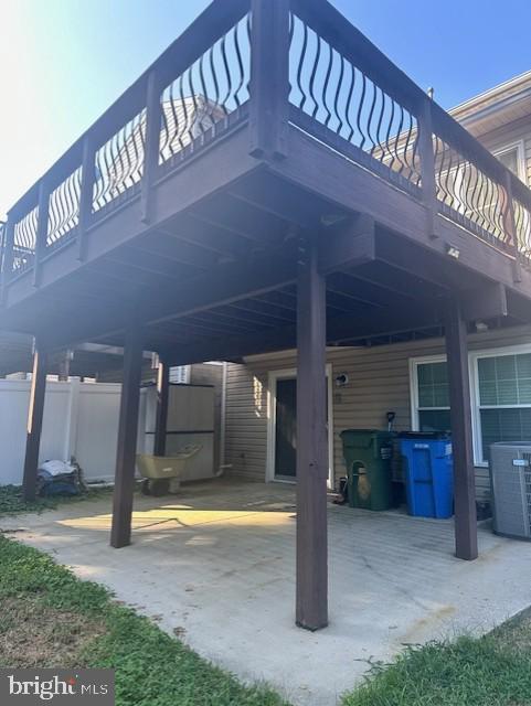 Building Photo - 443 Deer Hill Cir