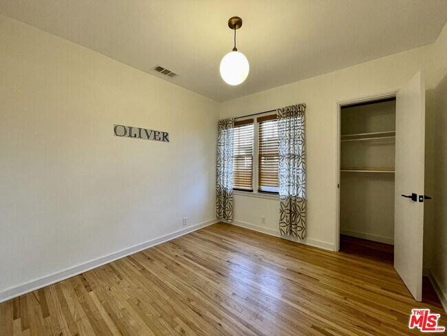 Building Photo - 8011 Stewart Ave