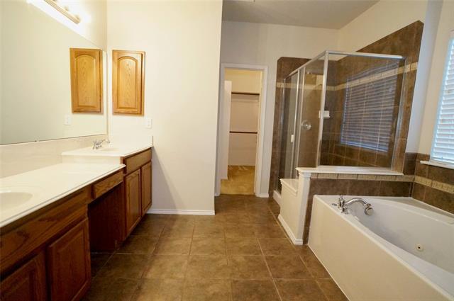 Building Photo - 9304 Clearview Dr