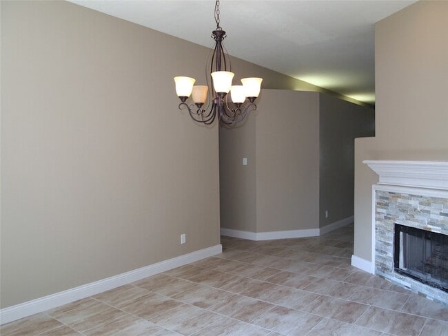 Building Photo - 20838 Kings Clover Ct