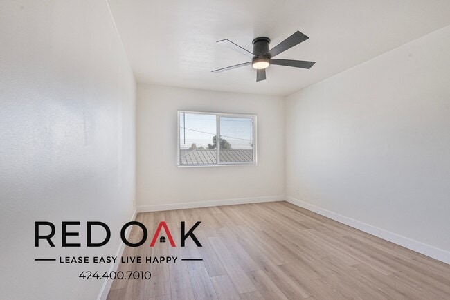 Building Photo - 3401 Ocean Park Blvd