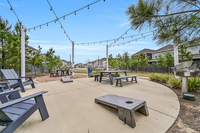 Building Photo - 2403 Bay Breeze Dr
