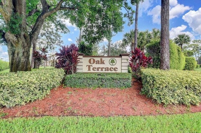 Building Photo - 4489 Oak Terrace Dr