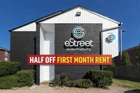 Building Photo - 1147 E Elm St