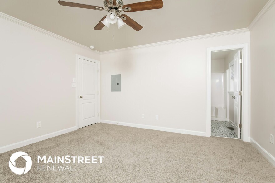 Building Photo - 120 Carrington Ave