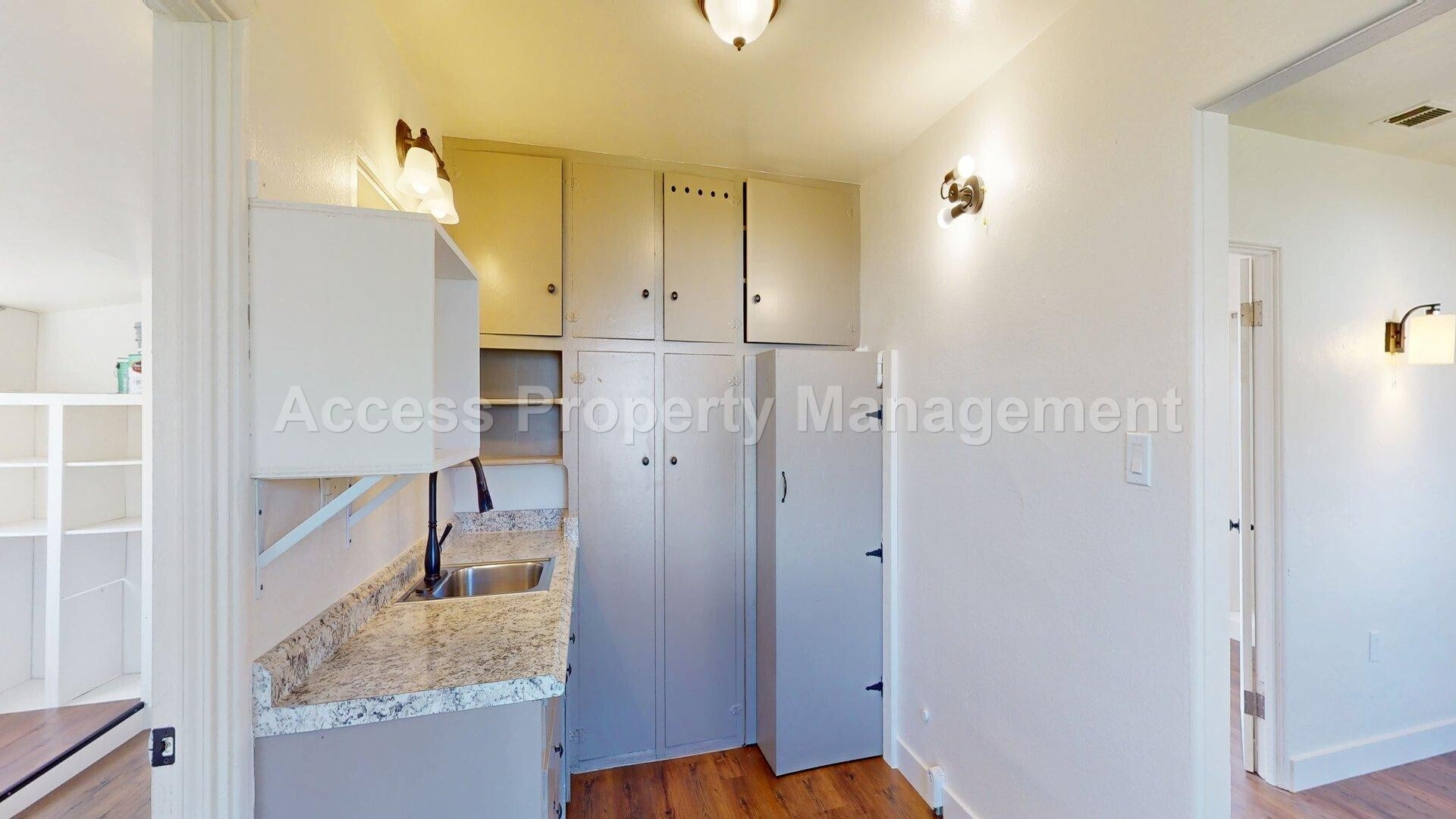 Building Photo - 124 Walden St