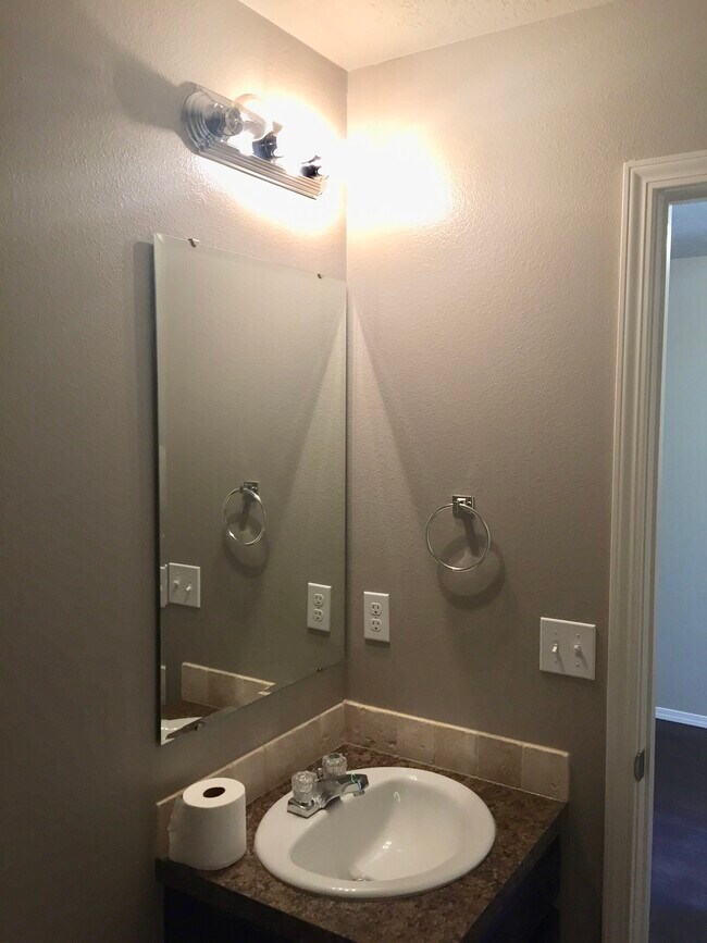 Building Photo - 3932 S Veneto Pl