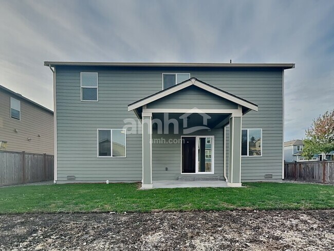 Building Photo - 2741 Link Ave