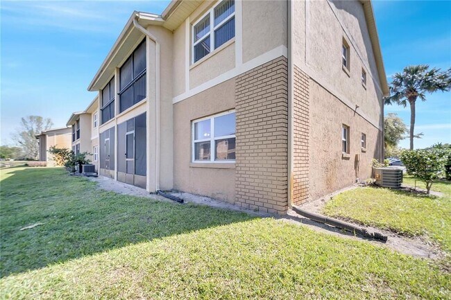 Building Photo - 9942 Turf Way