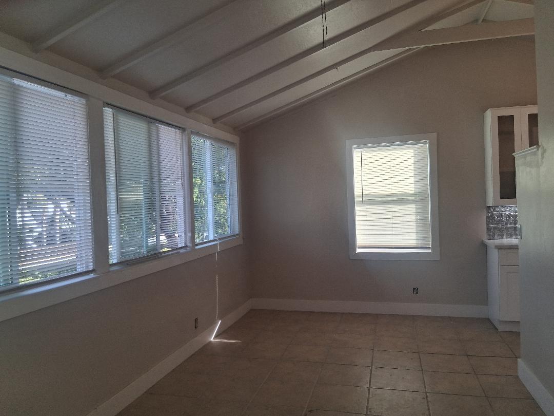 Building Photo - 1317 Chanticleer Ave