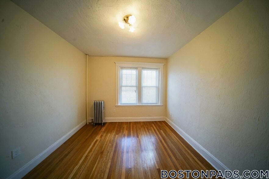 Building Photo - 726 Washington St