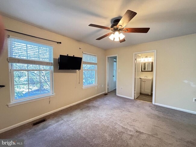 Building Photo - 13669 Barren Springs Ct