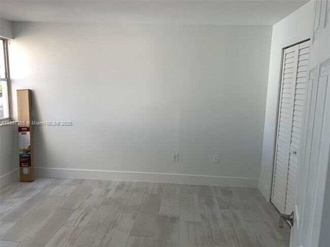 Building Photo - 6825 SW 45th Ln