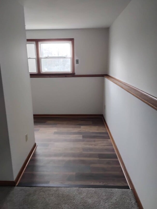 Interior Photo - 138 Polk Street