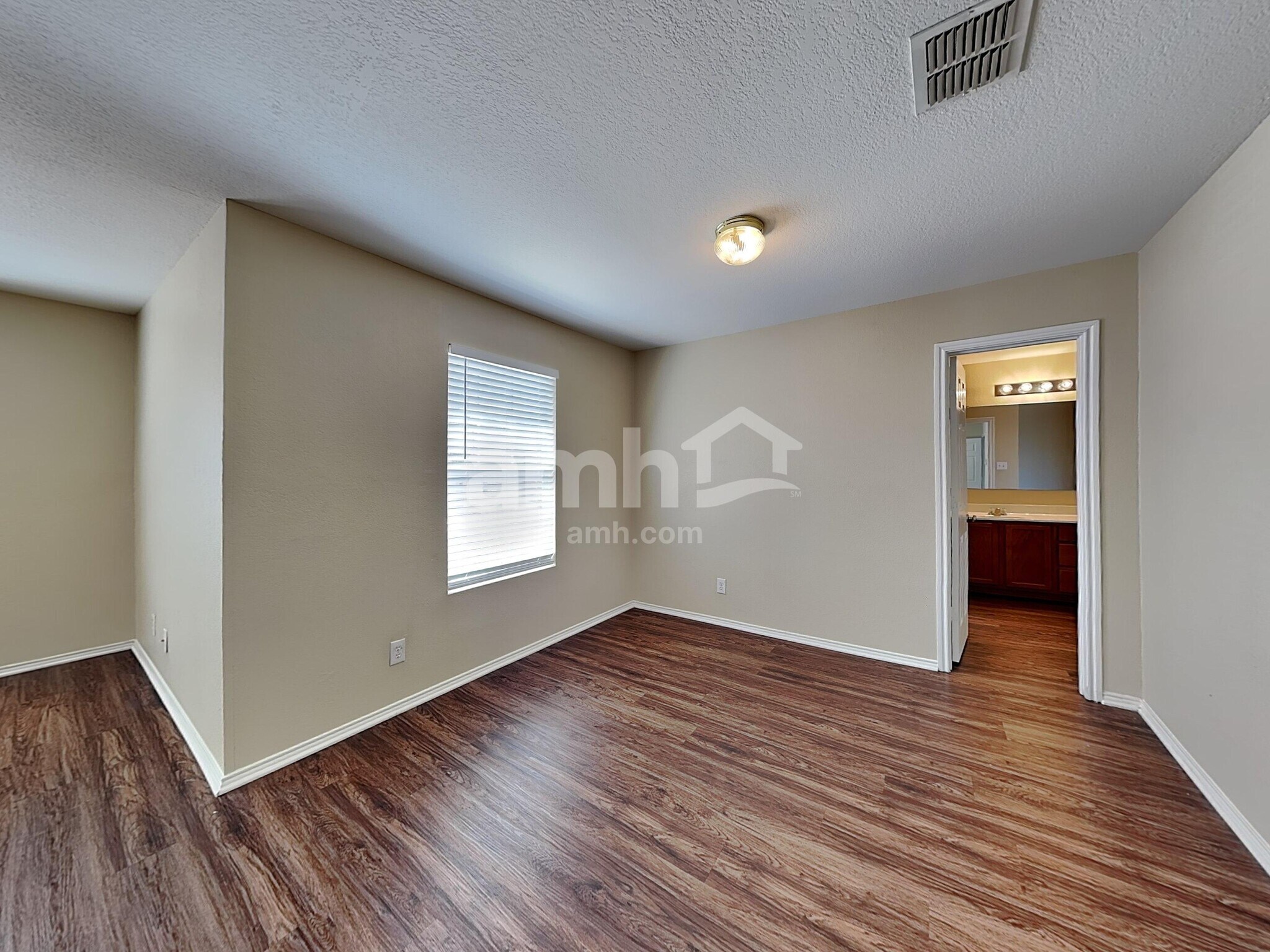 Building Photo - 12803 Salerno Way